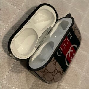 AirPod Pro Charging Case